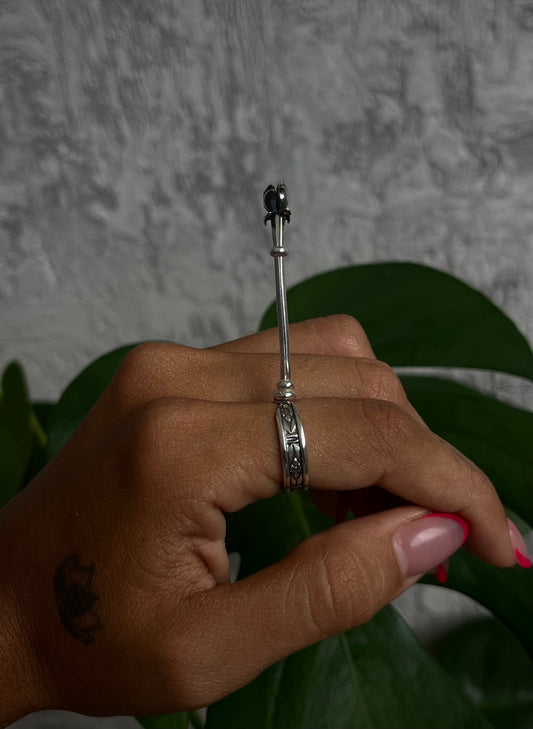 Lotus Zaelas's Holder